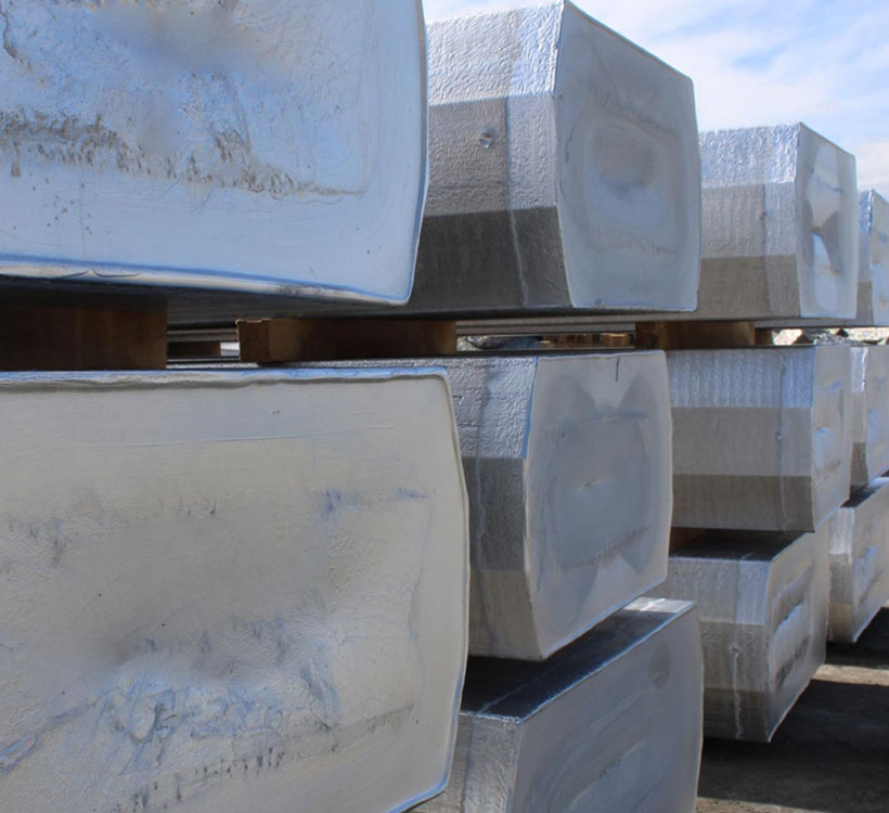 Aluminium slabs for rolling